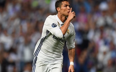 熊猫体育精华-克拉马里奇面对门将冷静施射