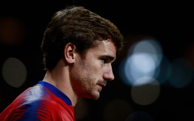 熊猫体育评论-格里马尔多让比赛早早失去悬念